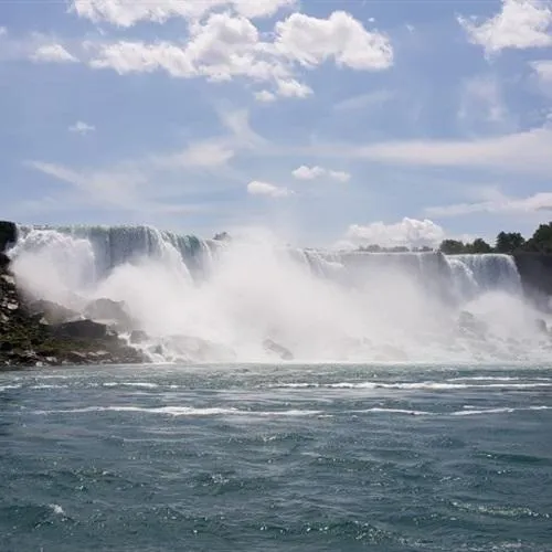 高清最好看的瀑布头像图片第1张