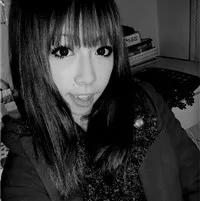 还记得你说过如果我哭先湿的是你的心黑白头像第1张