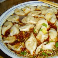 有馅的半圆形和半月形个性饺子的qq头像图片大全第1张