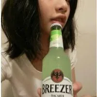 清纯的文艺范非主流个性女生头像第1张