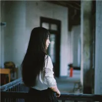 简洁清爽个性女生头像第1张