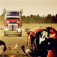 qq变形金刚4头像第1张