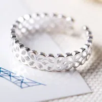 戒指唯美头像图片第1张