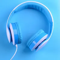 精美高音质耳机QQ唯美头像图片第1张