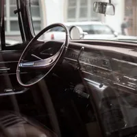 象征成功男人的头像第1张