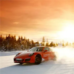 保时捷跑车头像第1张