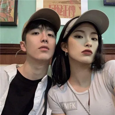 微信情侣个性头像一对第1张