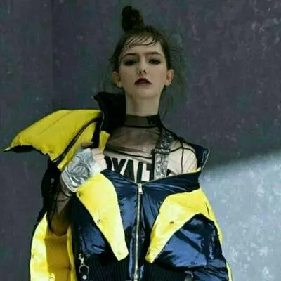 欧美个性女头像第1张