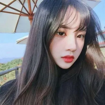 高清好看个性的漂亮头像女生第1张