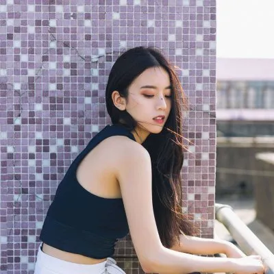 个性有魅力的女生头像第1张