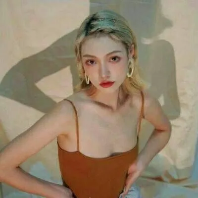 个性女孩头像图片第1张