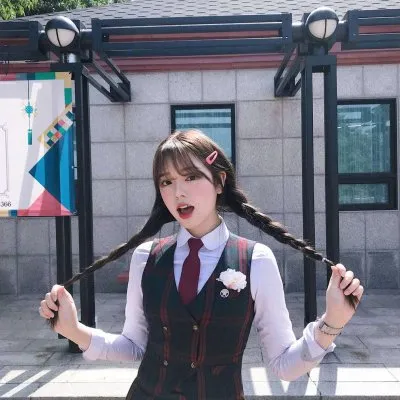 个性可爱风女头像第1张