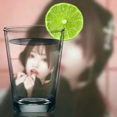 创意头像女第1张