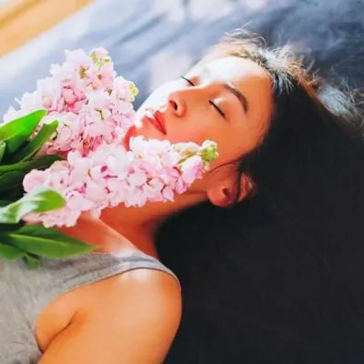 美女个性微信头像第1张