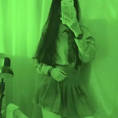 绿色头像女生高清第1张