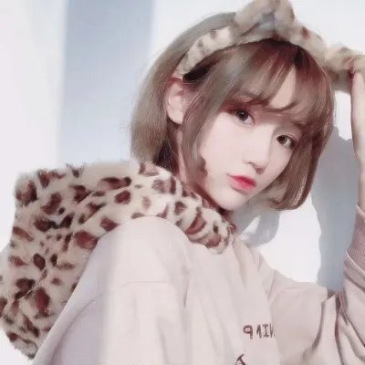 高清好看的小姐姐图片头像第1张