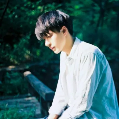 个性男头真人第1张