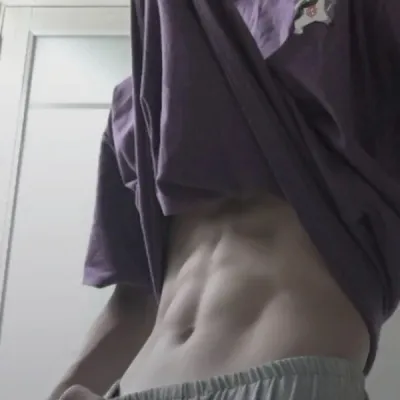 撩人头像男高清第1张