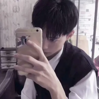 微信潮流头像男生第1张