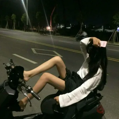 微信现实女头像第1张