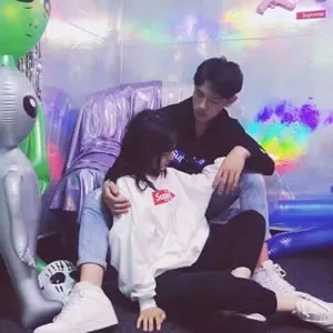 个性的情侣头像最新版第1张