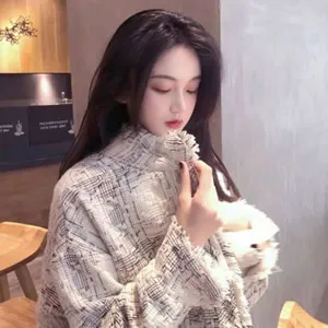 个性魅力女生照片头像第1张