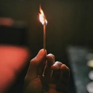 高清成熟有意境有深度的头像图片第1张