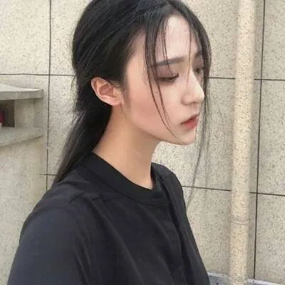 高清个性女生头像高冷气质佳第1张