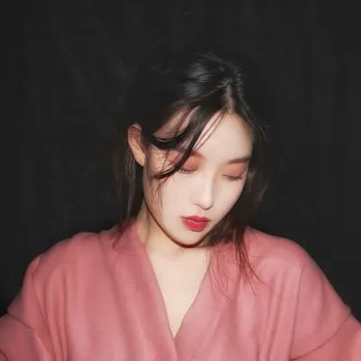 高清好看的个性闺蜜头像一张两张第1张