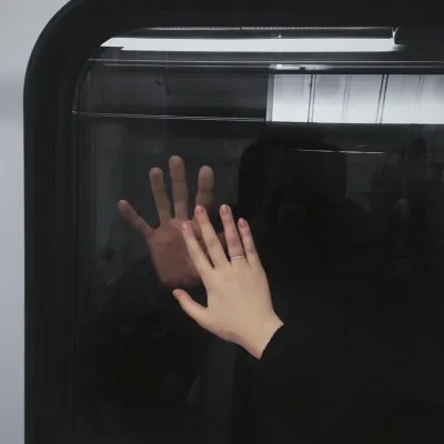 简单唯美很佛系可做背景图的个性头像第1张