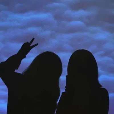 ins风超火的很个性的闺蜜双人头像第1张